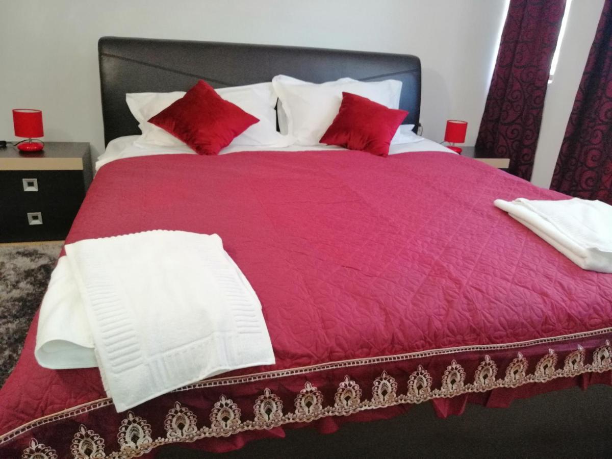 Casa Gabi'S Hotel Orsova Kültér fotó