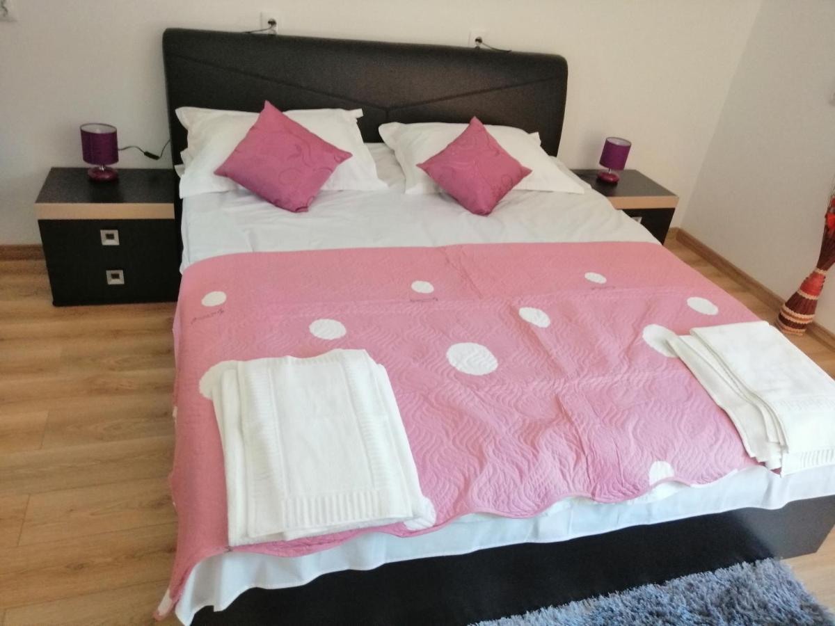 Casa Gabi'S Hotel Orsova Kültér fotó